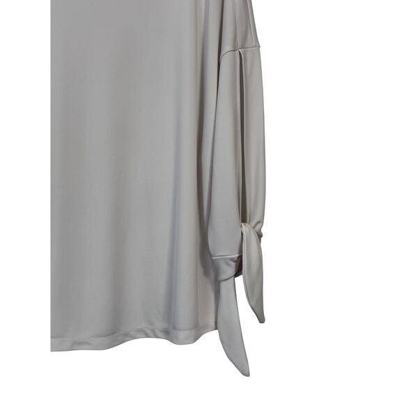 Chicos Easywear 3 light gray 3/4 sleeves with open detailing & tie up cuffs - Picture 5 of 9